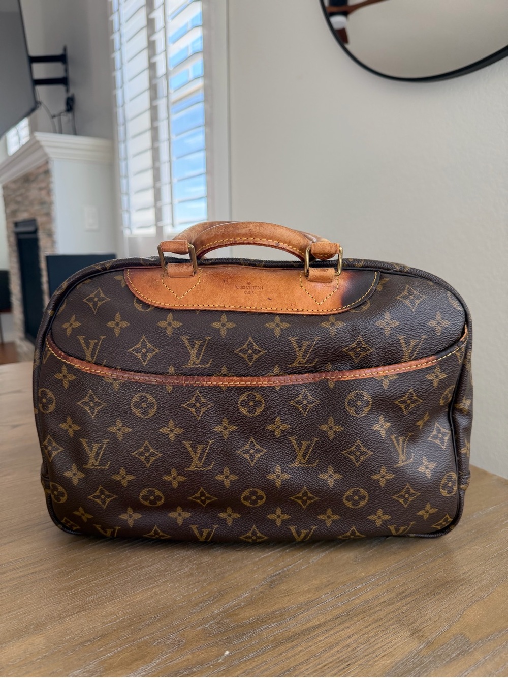 Louis Vuitton Deauville Bowler Bag - Picture 3 of 12